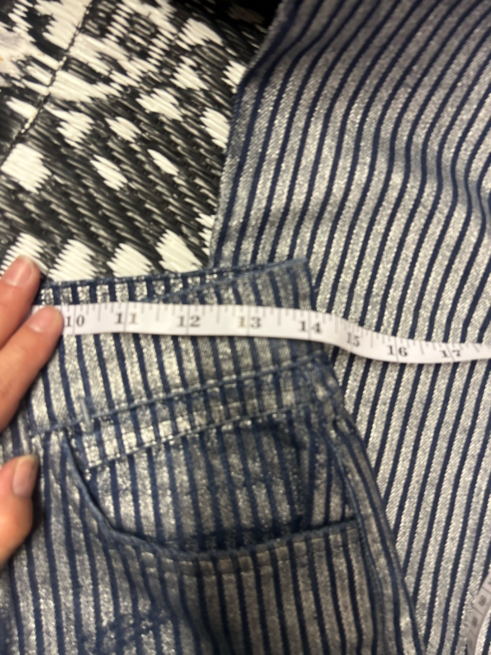 NWOT We The Free West Coast Relaxed Metallic Flare Jeans 28” - Picture 14 of 16